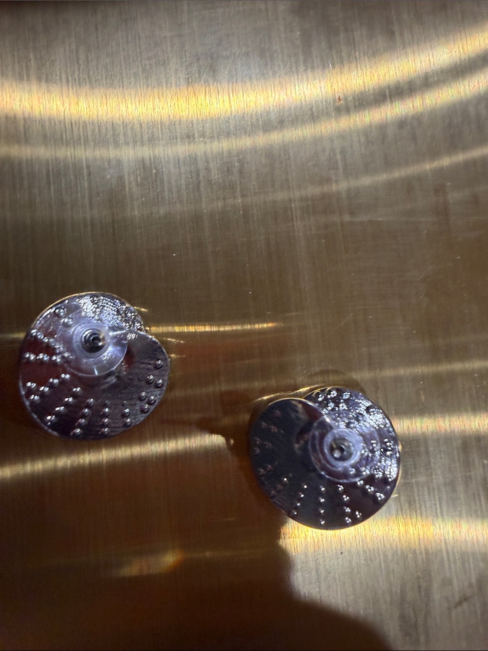 Pearl Center Round Crystal Stud Earrings - Silver/Blue - Picture 4 of 4